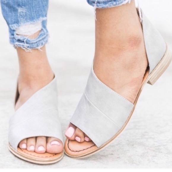 ✨Vegan Suede Side Cutout Ankle Bootie - Picture 2 of 2